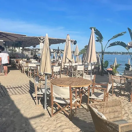 Appartement Vue - Terrasse - Parking - *