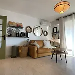 Vue - Terrasse - Parking - *