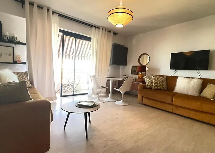 Apartment Vue - Terrasse - Parking - Juan-les-Pins